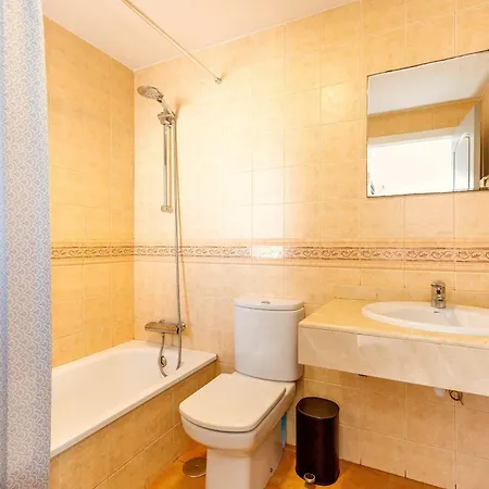 Solana - Private Pool & Rooftop Near The 빌라