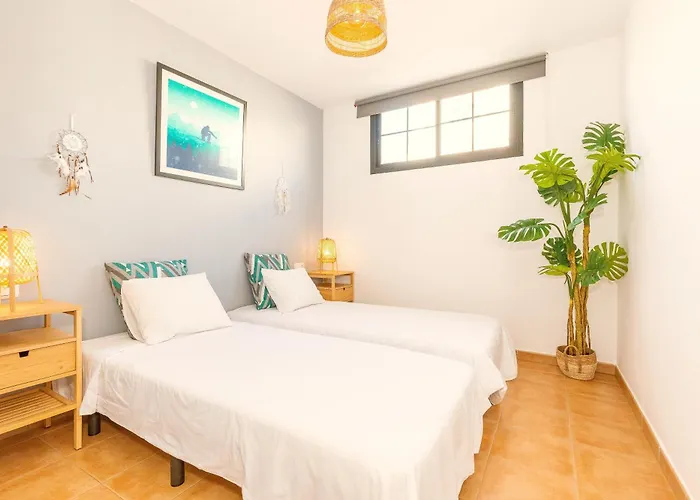 Villa Solana - Private Pool & Rooftop Near The Corralejo