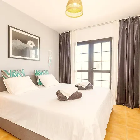 Solana - Private Pool & Rooftop Near The Corralejo